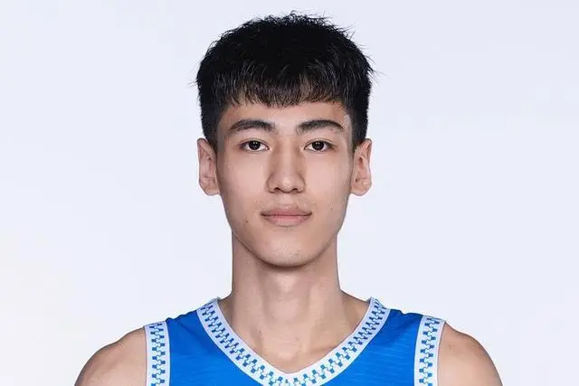 郭士强带队考察新人，王俊杰回归，中国男篮集训名单分析